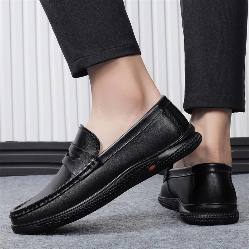 Luxury Brand Loafers Men Slip-on Brown Formal Business Leather Shoes British Style Men Shoes Fashion Thick Bottom Wedding Shoes