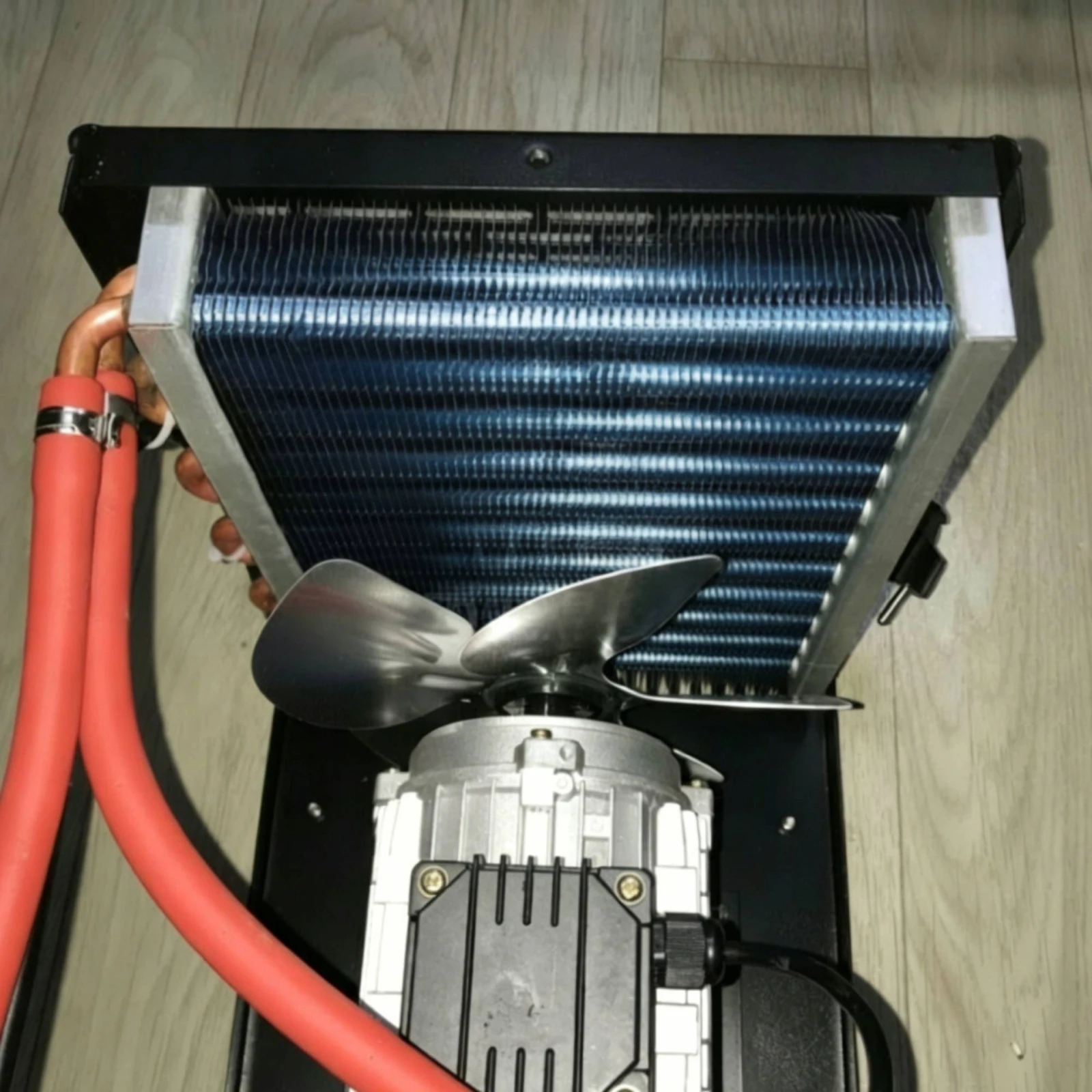 Rectangular Heat Exchanger Metal Frame Finned Heat Exchanger Home Heating Equipment Mounting Corners Industrial Part Blue