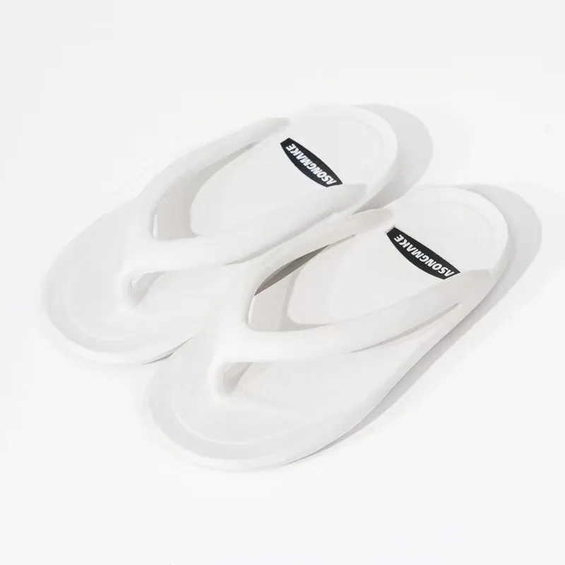 

Нескользящие и износостойкие женские шлепанцы, новинка 2024, шлепанцы в том же стиле для пар, летние модные повседневные шлепанцы на плоской подошве для пляжа