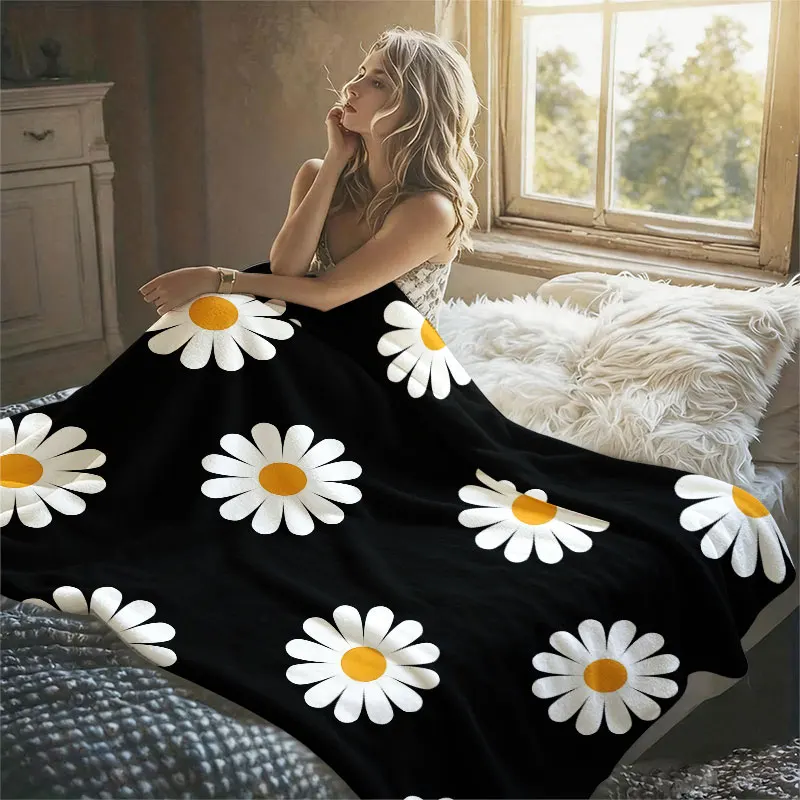 Black White Daisy Print Flannel Blanket Warm Soft Halloween Christmas Decorative Couch Warm Cozy All-Season Gift