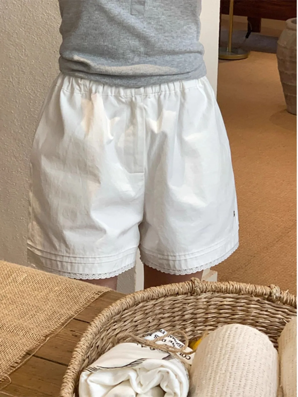 Hoge taille elastische zomer casual broek wit kant patchwork orts dames hotpants rechte pijpen woon-werkverkeer sle normaal T...