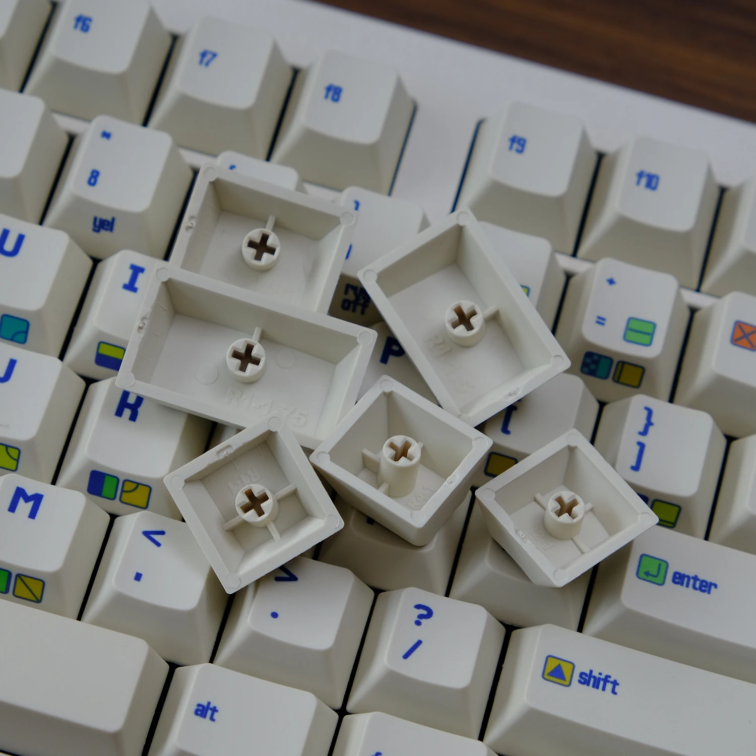 Imagem -06 - Kbdiy-custom Cherry Perfil Keycap 139 Teclas C64r2 Pbt Custom Teclado Mecânico Switches Gamer mx Teclas Iso Caps para Gmk67