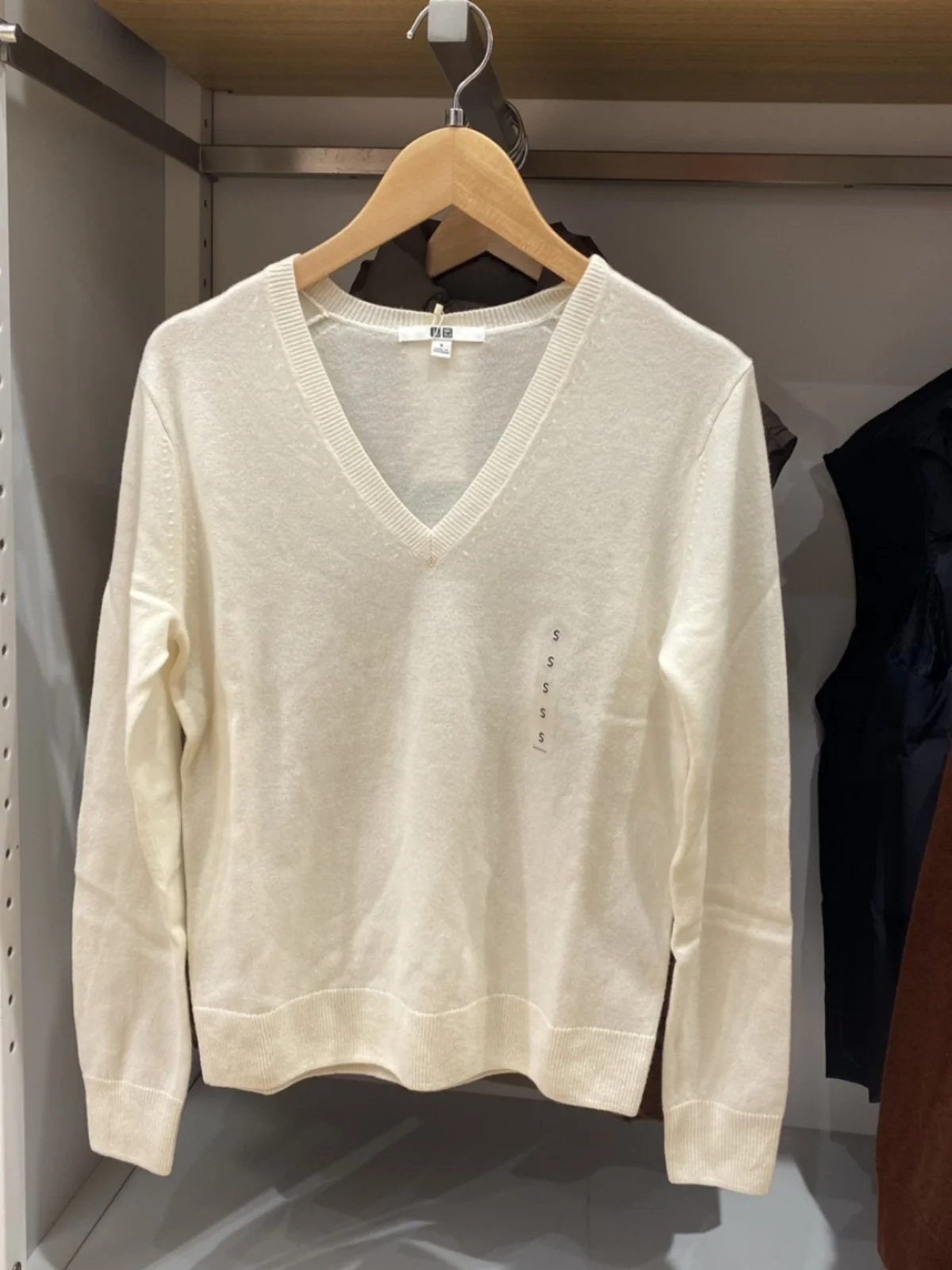 

Повседневный вязаный кардиган с V-образным вырезом, весна-осень, новинка, парный комплект, с длинными рукавами, модный городской молодежный цветной свитер