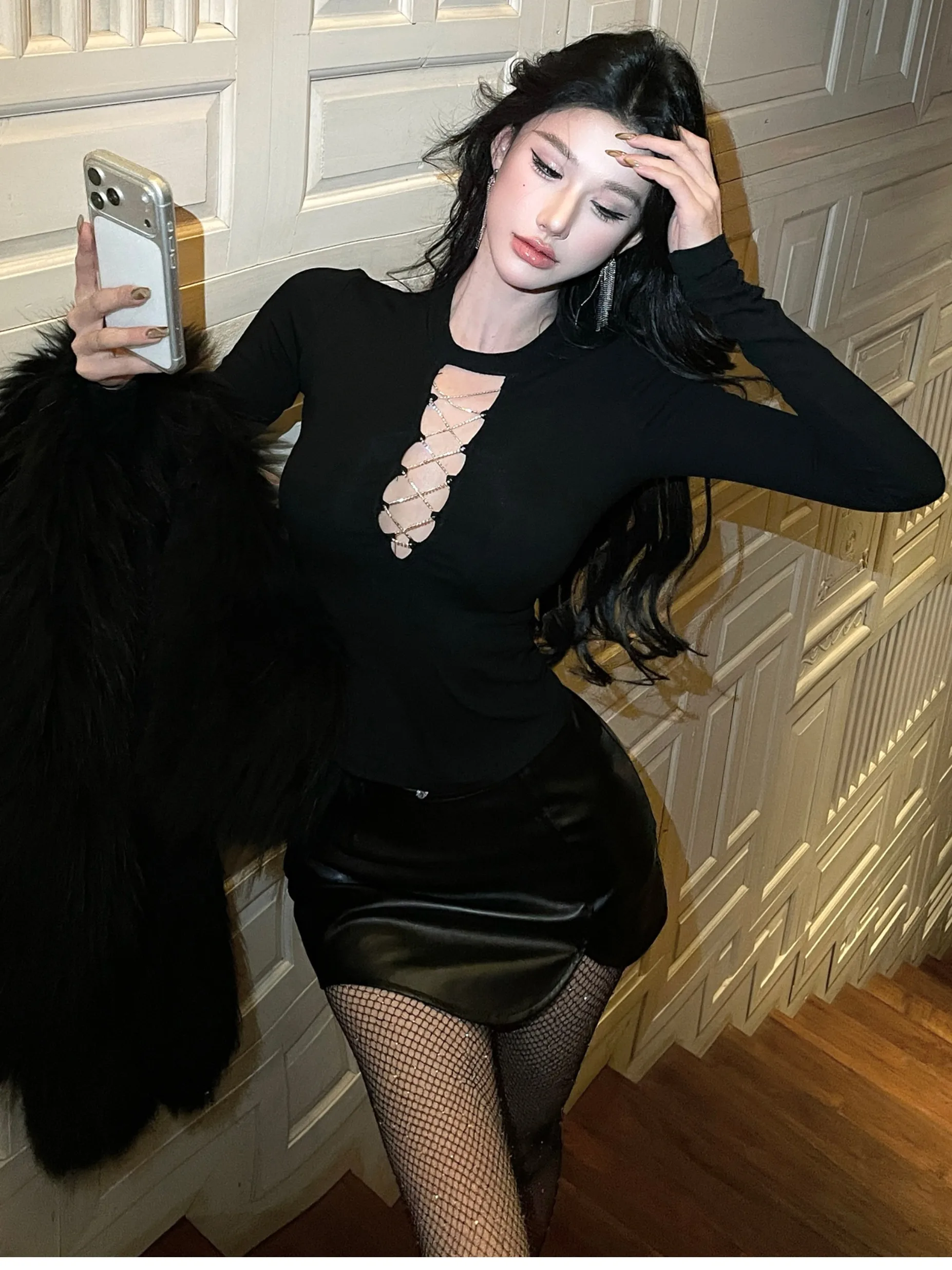 

Сексуальный комплект из двух предметов: длинная юбка с вырезами и поясом для молодых женщин, модный повседневный стиль, зимняя коллекция