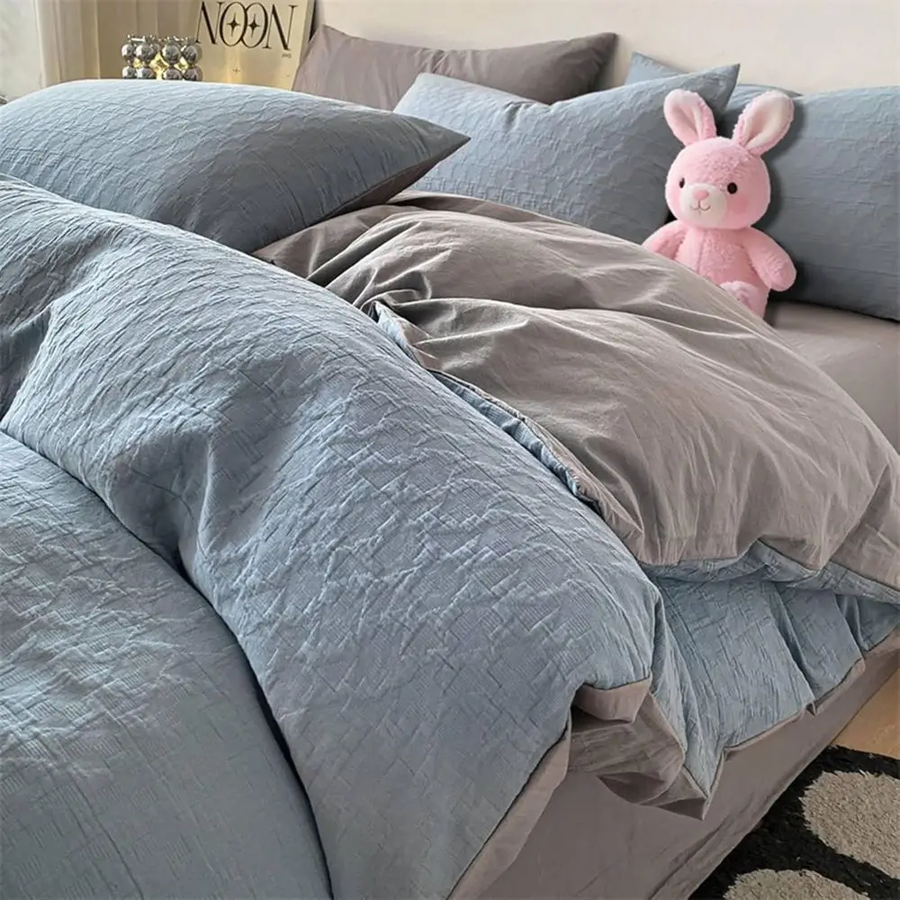 

Комплект постельного белья Queen Size, 4 предмета: двусторонний цветной пододеяльник, простыня на резинке и 2 наволочки, хлопок, сине-серый, стиль 18