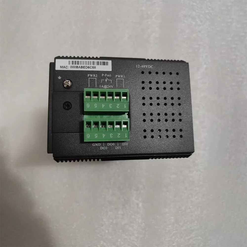 

EKI-7659C Промышленный коммутатор Ethernet