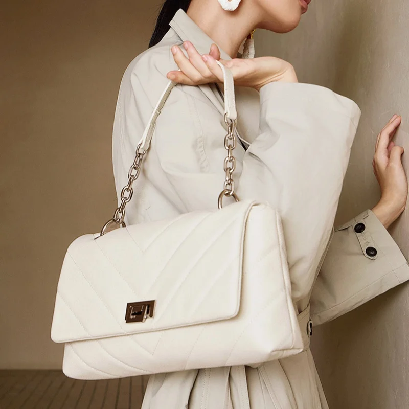 

Top Layer Cowhide Women's New Natural Fawned Skin Texture Small Fragrance Style Simple Versatile Chain Shoulder Bag