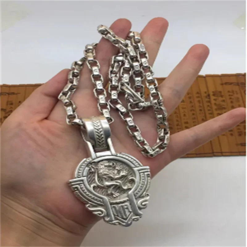 

Little Fairy/China Old Tibetan Silver Seiko Domineering Lion King Necklace Pendant Fashionista Versatile Couple Accessories Gift