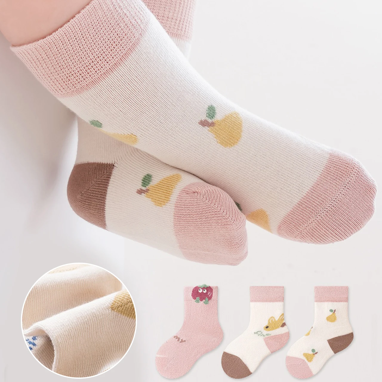 

3 пары мягких хлопковых детских носков средней длины с милым мультяшным рисунком, впитывающие пот, дышащие, для малышей 0-1 года