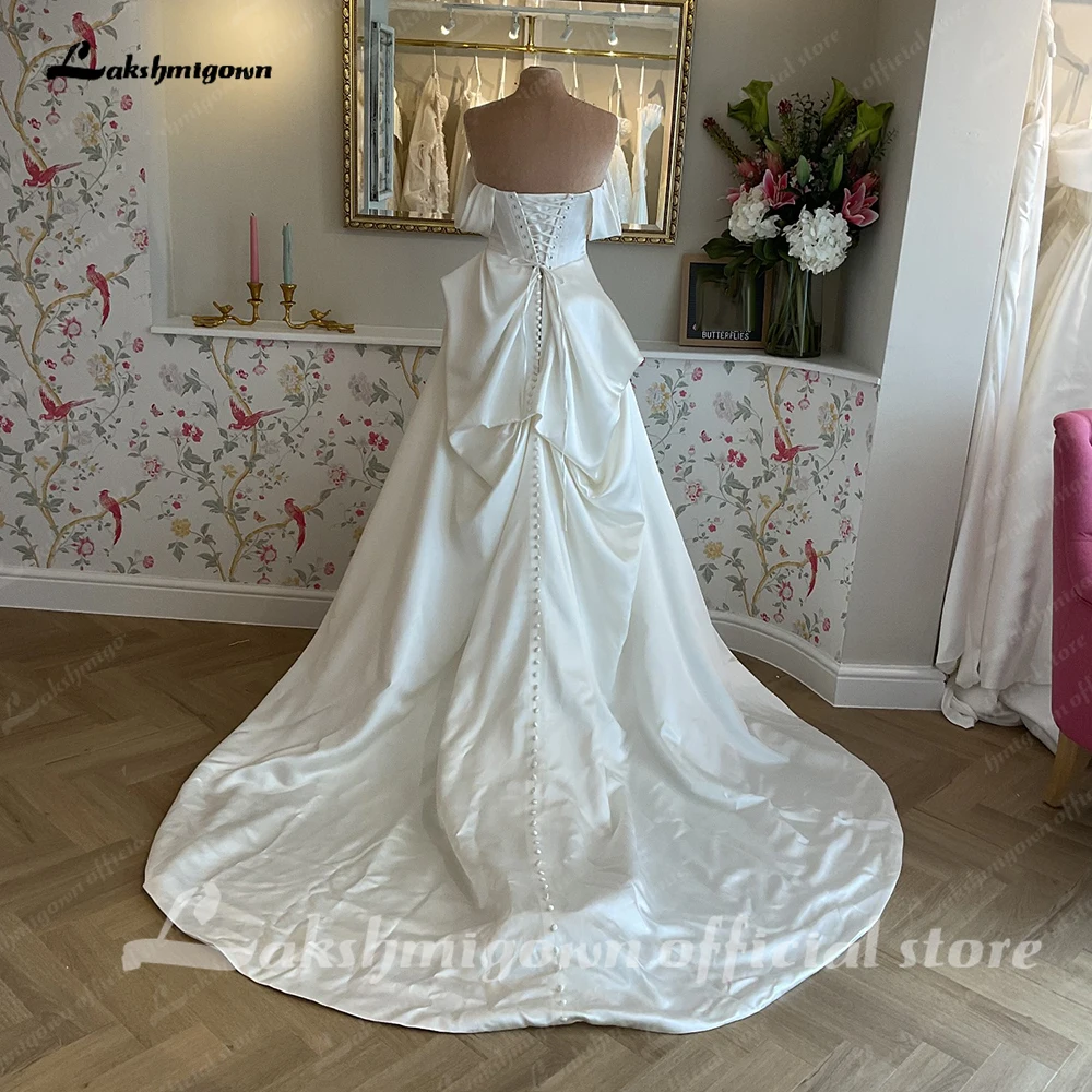 Lakshmigown Trägerloses Off-White Satin-Hochzeitskleid, gerafft, schulterfrei, langes Brautballkleid, mit Schnürung am Rücken, maßgeschneidert – Detail 6