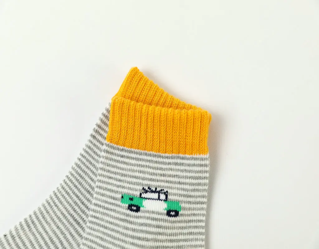 Neue kinder Socken Baumwolle Gestreiften Auto Jungen Socken Frühling Herbst Cartoon Student Socken Für Jungen 3-15 jahre – Detail 14