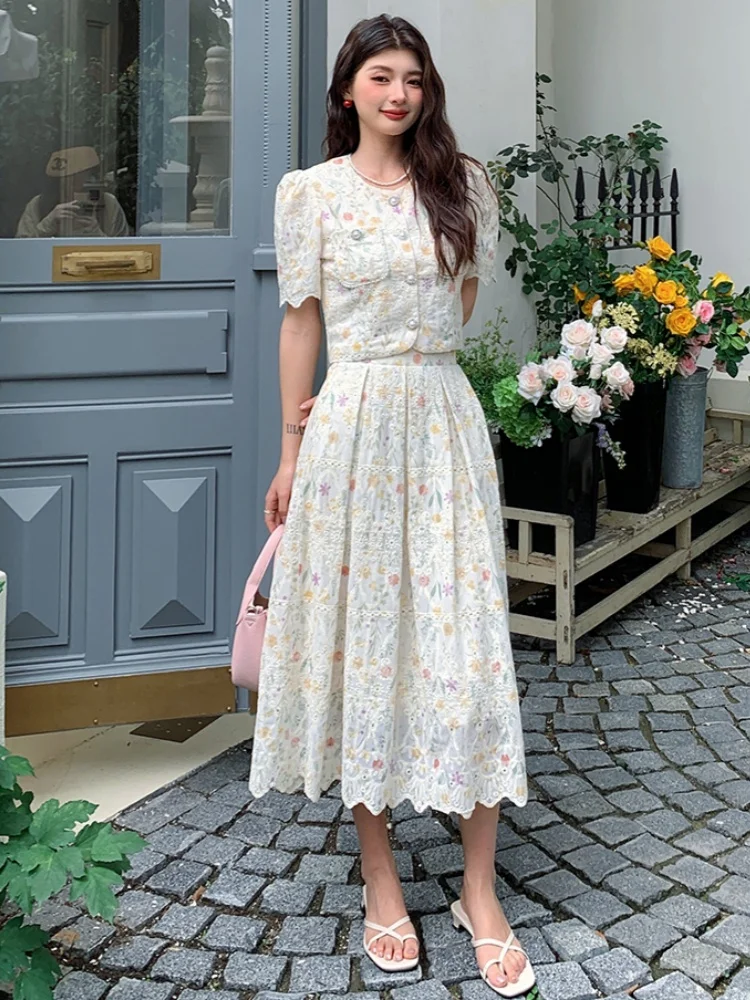 

Французский маленький ароматный стиль, модный короткий топ с цветочной вышивкой, комплект из двух предметов, женская длинная юбка с высокой талией, комплект из двух предметов