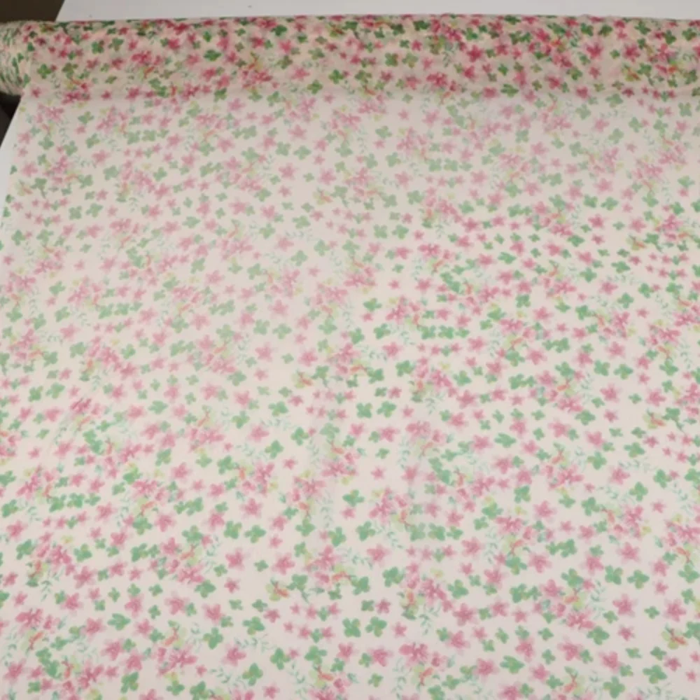 Small Pink Flower Design Digital Printing Relaxing Pure Silk Georgette Fabric for Women Lady Holiday Dresses Skirt Saree Clothes