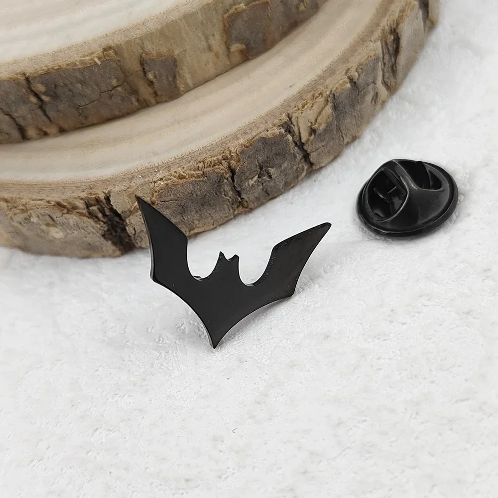 Stainless steel Bat Brooches Men Halloween Jewelry Accessory gold plated 3 colors lapel pins festival Gifts for Boyfriend