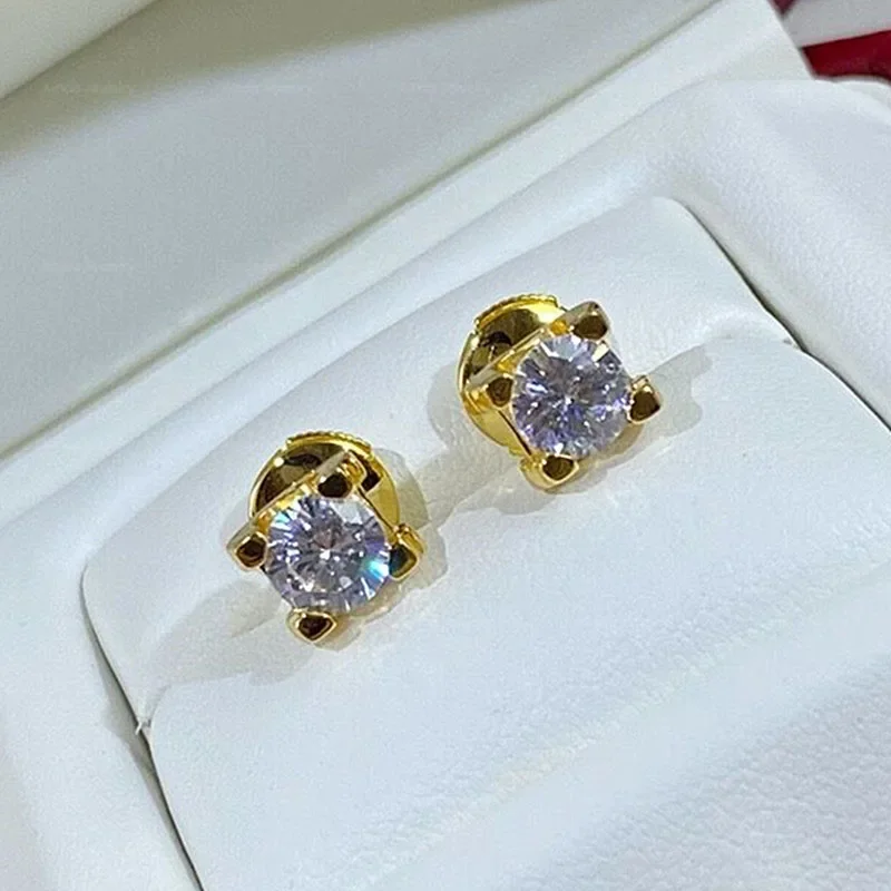 Klasyczny design S925 Srebrne diamentowe kolczyki Bullhorn dla kobiet Temperament Moda Luksusowa biżuteria ślubna marki