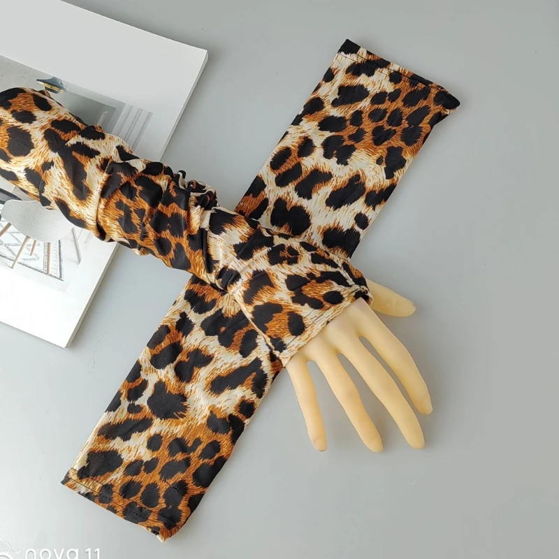 Elegant Women Arm Sleeves With Leopard Print Cooling Arm Covers For Parties And Outdoor Event Cyling Arm Protectors