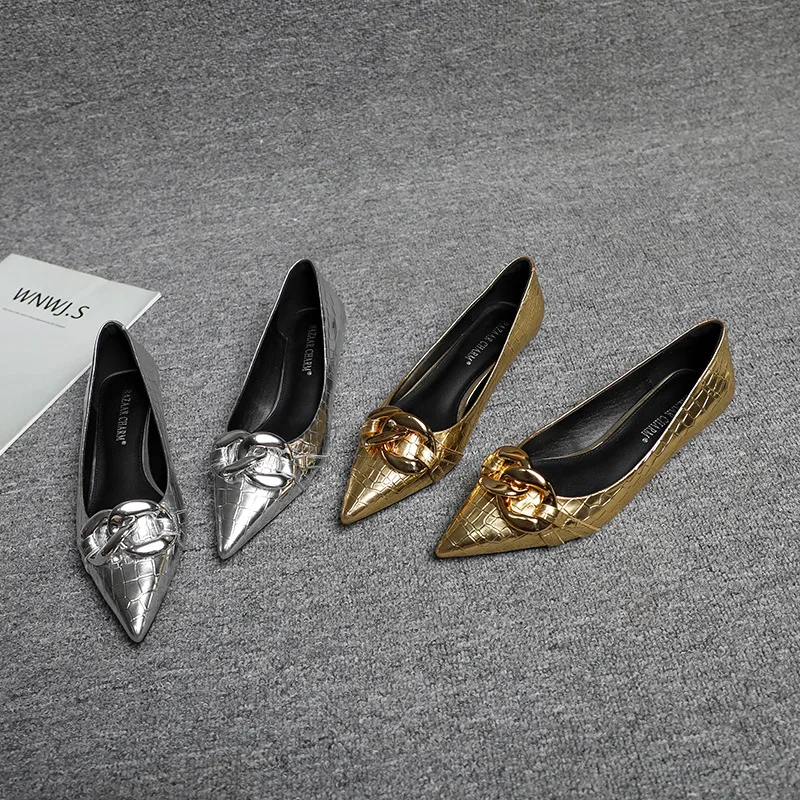 Pointed small heels, elegant work shoes, fashionable and versatile spring and summer, shallow chain single shoes for women