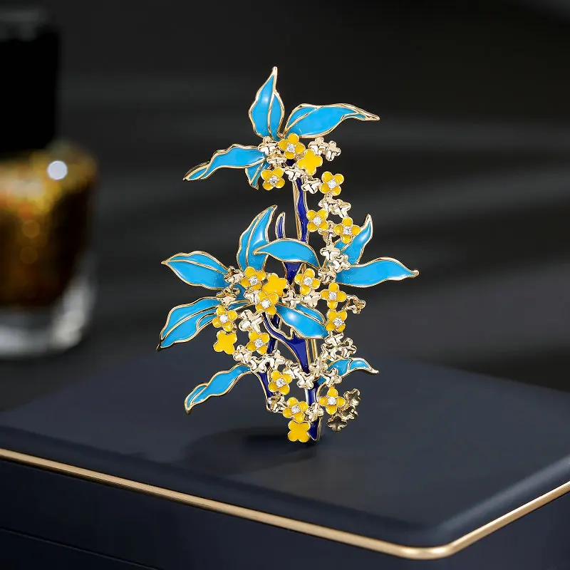 

Autumn Winter New Niche Light Luxury Design Sense Elegant Plant Flower Brooch Enamel Color Coat Accessory Osmanthus Brooch