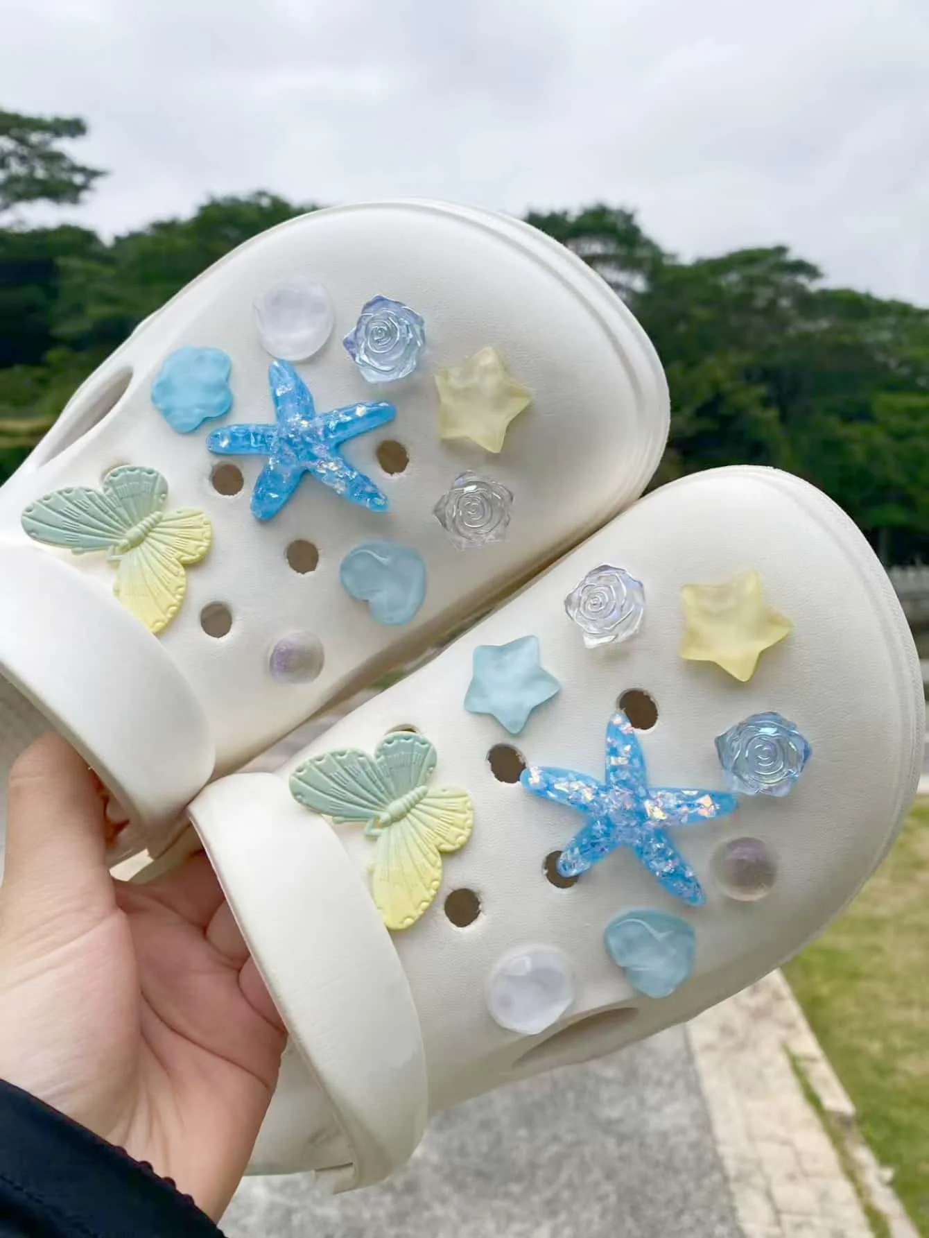 18pcs Fashion Blue Starfish & Butterfly DIY Detachable Shoe Charms – Versatile Garden Shoe Buckles & Sandal Decorations for All