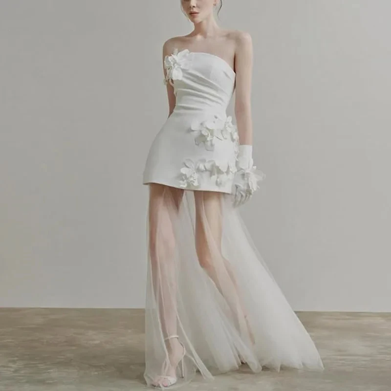 Robes de mariée légères et douces pour femmes, en Satin blanc, fleur 3D, sans bretelles, Mini robe de mariée Sexy avec traîne en maille, nouvelle collection