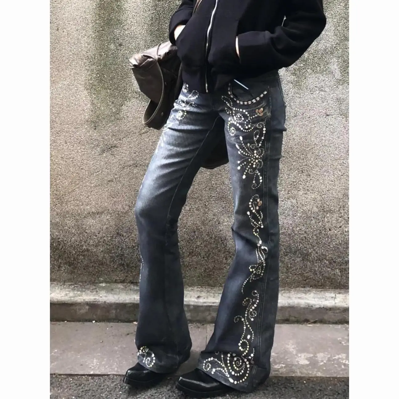 

2024 New Plus Size Vintage Washed Jeans Women Low Rise Flared Pants Gemstone Print Y2K Slim Fit Streetwear Denim High Quality