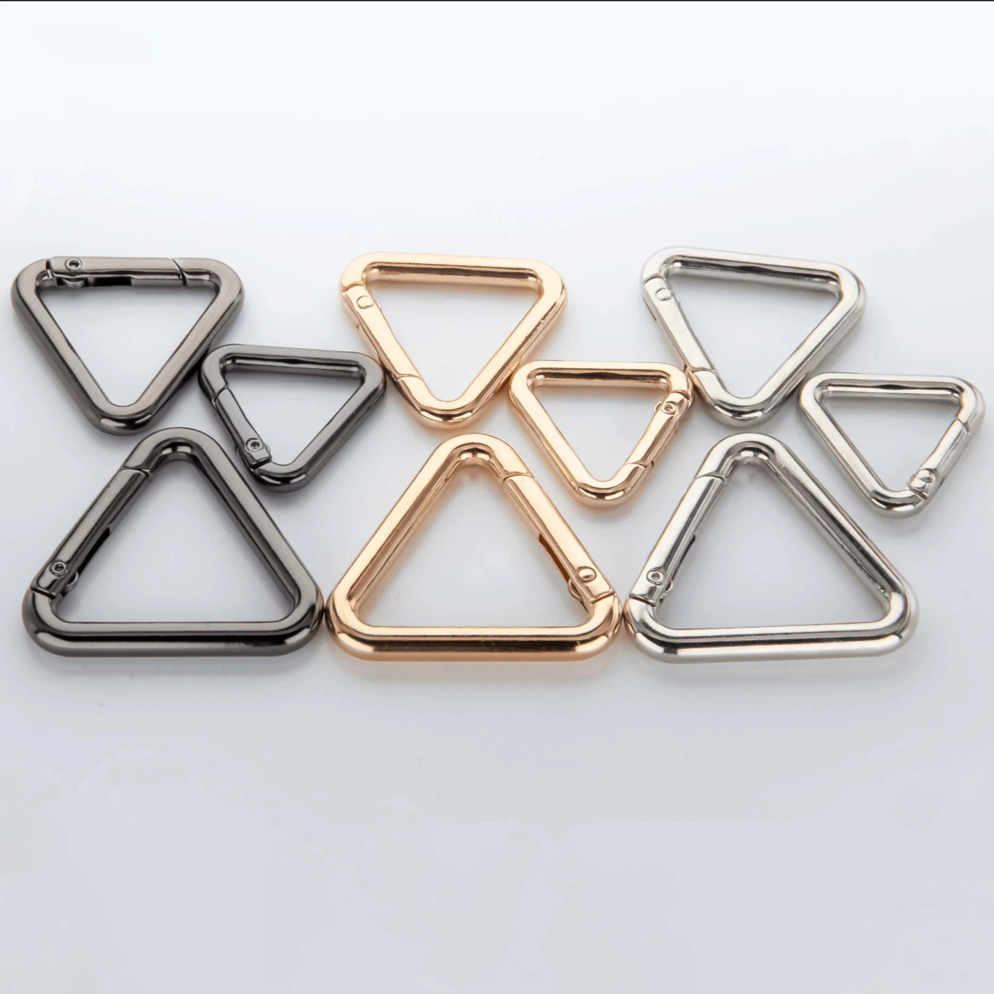 Metal Triangle Spring Ring para bolsa de couro Bolsa de cinto de bolsa Fivela Mosquetão Chave de conexão Cadeia de cachorro Snap Clasp Gancho de gatilho Aberto