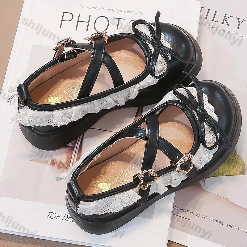 

Туфли Мэри Джейн для девочек, осенняя модная винтажная кожаная обувь с пряжкой и ремешком и бантом, легкая удобная мягкая подошва на кружевной плоской подошве