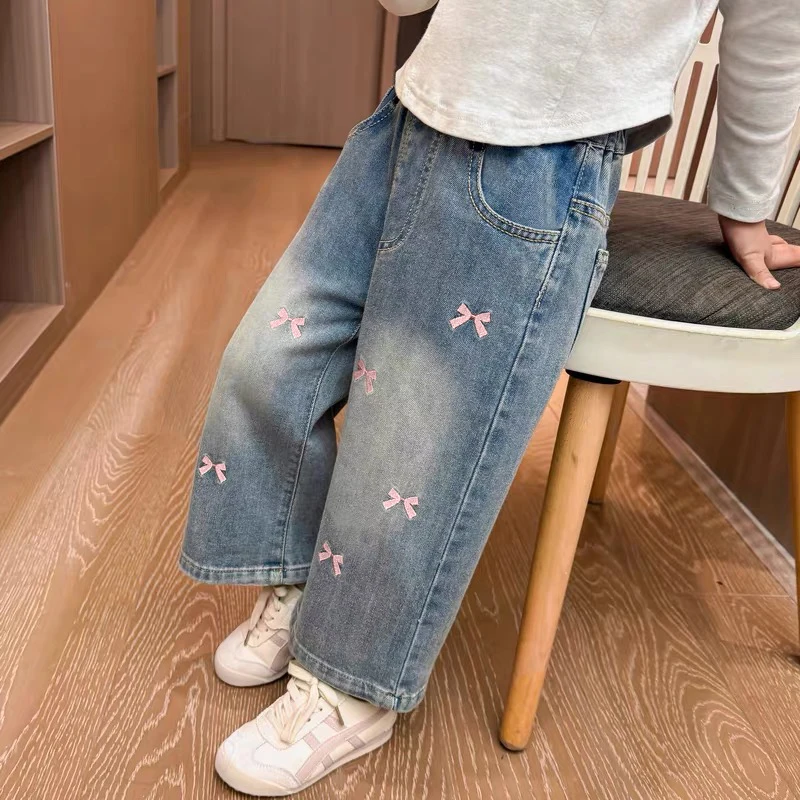 Girls’ Jeans Straight Wide Leg Washed Soft Cow Pine Girl All-Match Wide and Long Pants Spring New 3 Girls' Jeans Straight Wide Leg Washed Soft Cow Pine Girl All-Match Wide and Long Pants Spring New 3