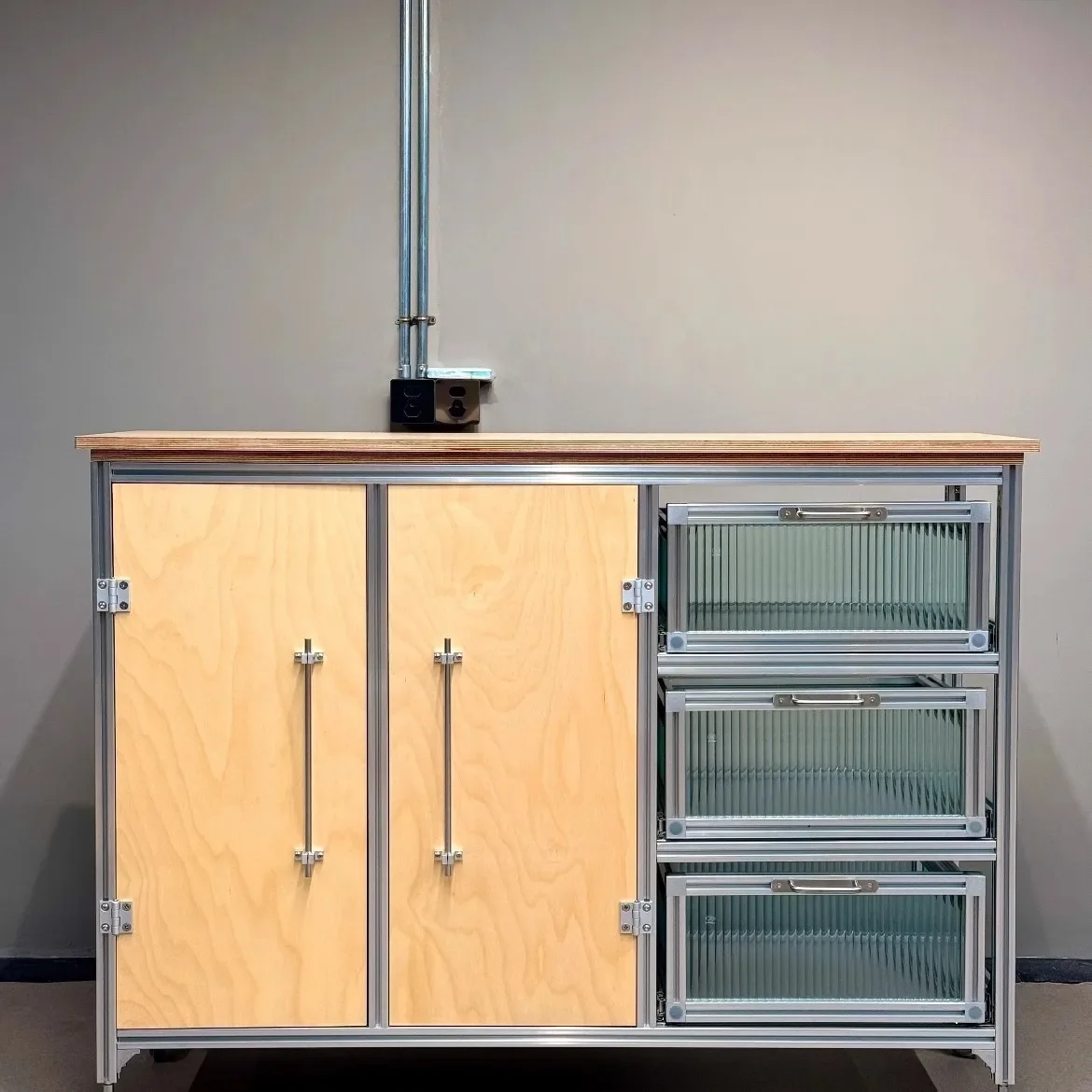 Modern Ocean Panel Acrylic Aluminum Profile Drawer Cabinet Side Cabinet