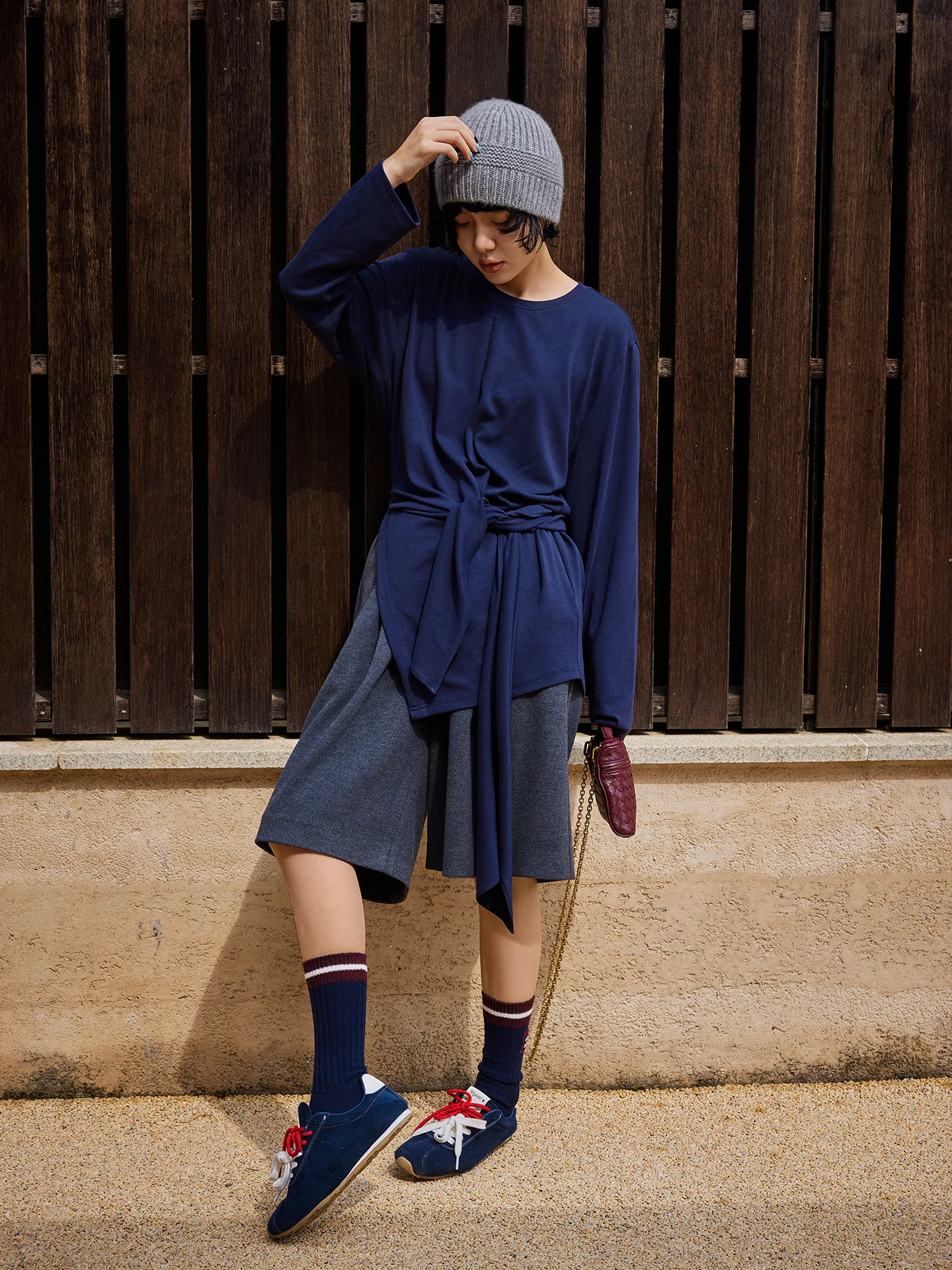 

Buue Long Sve T-irt Women's New Early Autumn Korean Sle Asymmetric Slimming Base irt Cotton Polyester Blend