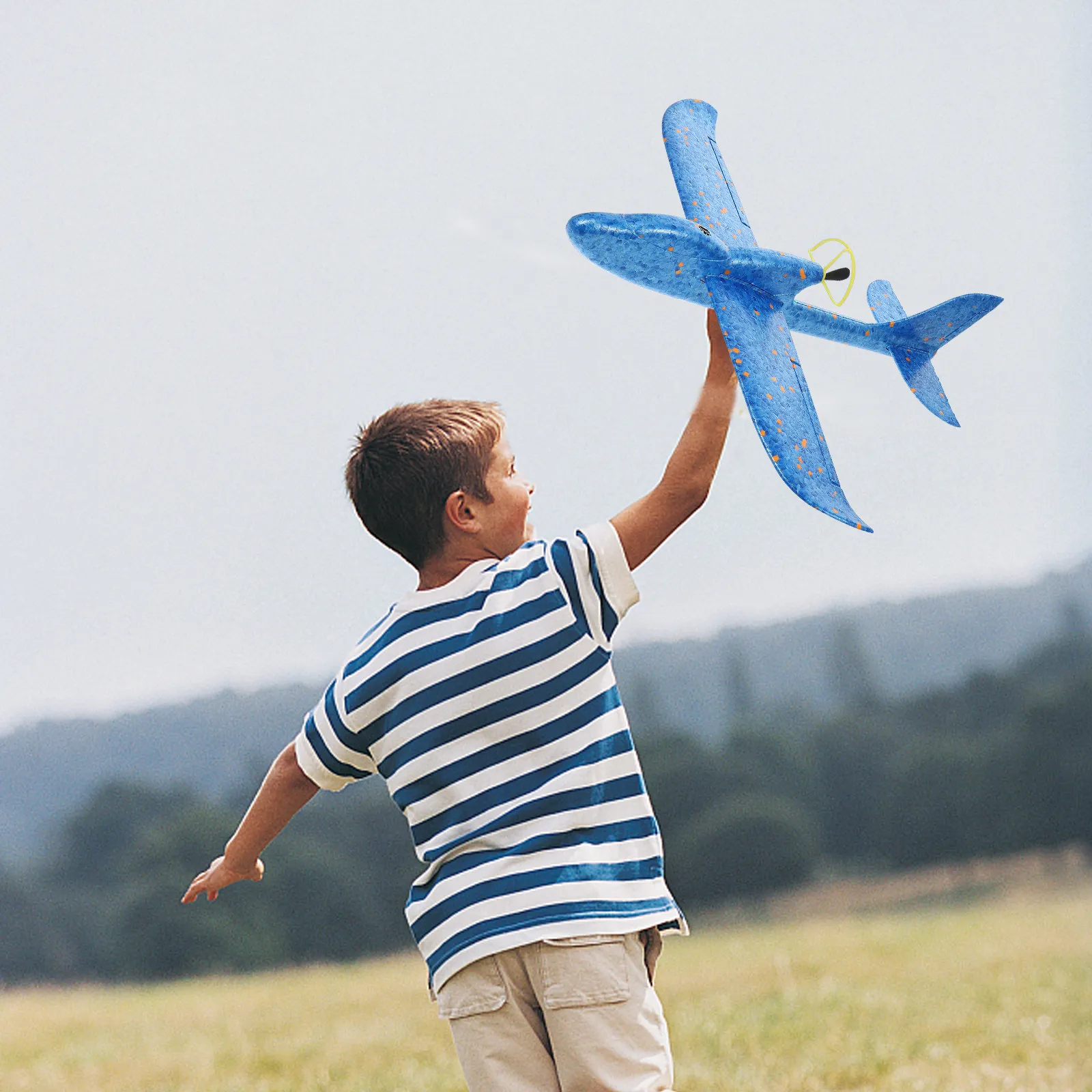 

1Pcs Hand Throw Glider Electric Airplane Flying Plane Kid Outdoor Activity Fun Plaything Birthday Gift Flying Plane