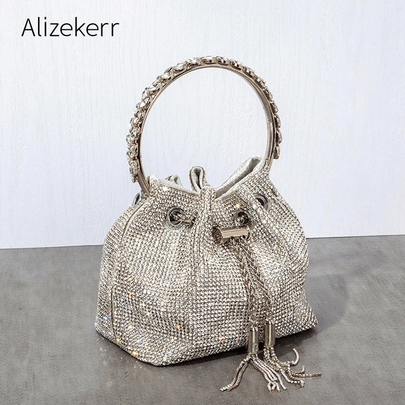 Diamonds Tassel Evening Clutch Bag Women Luxury Designer Chain Metal Ring Handle Shiny Crystal Bucket Purse Bridal Wedding Party