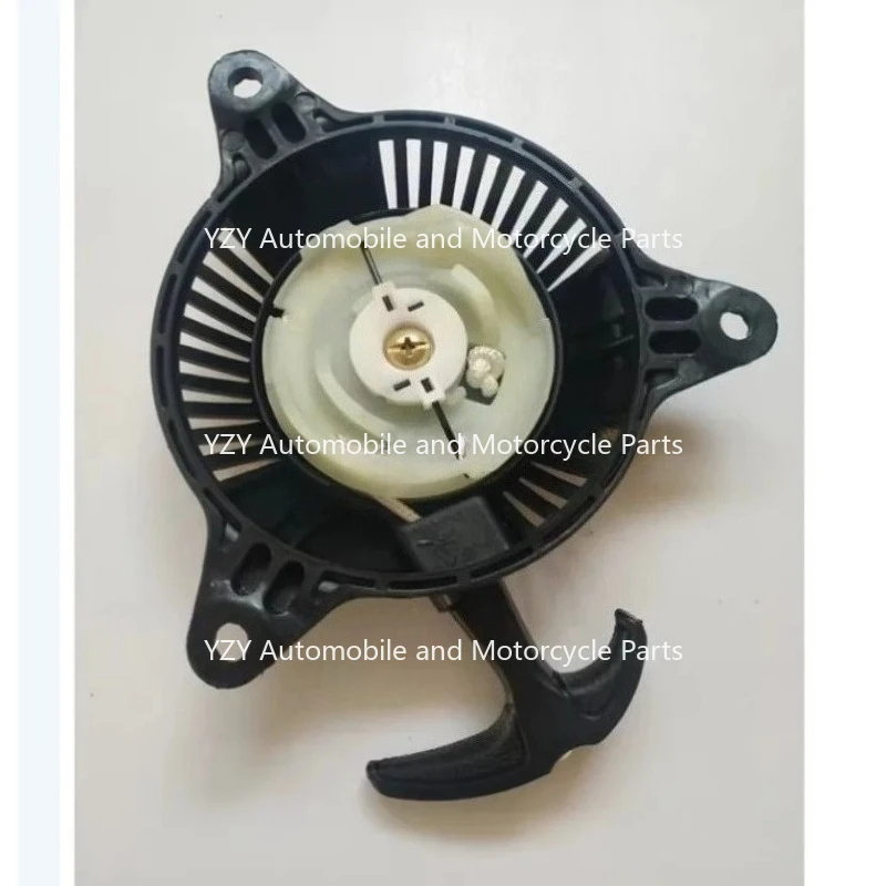 

Ручной стартер в сборе для 4-тактного подвесного мотора Hangkai мощностью 3,6 л.с., 4,0 л.с.