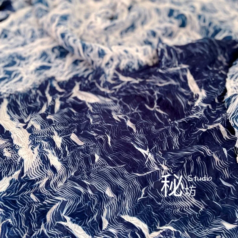 

Сине-белая художественная ткань для шитья, модная одежда своими руками, пальто, костюмы для выступлений, креативная ткань по метрам