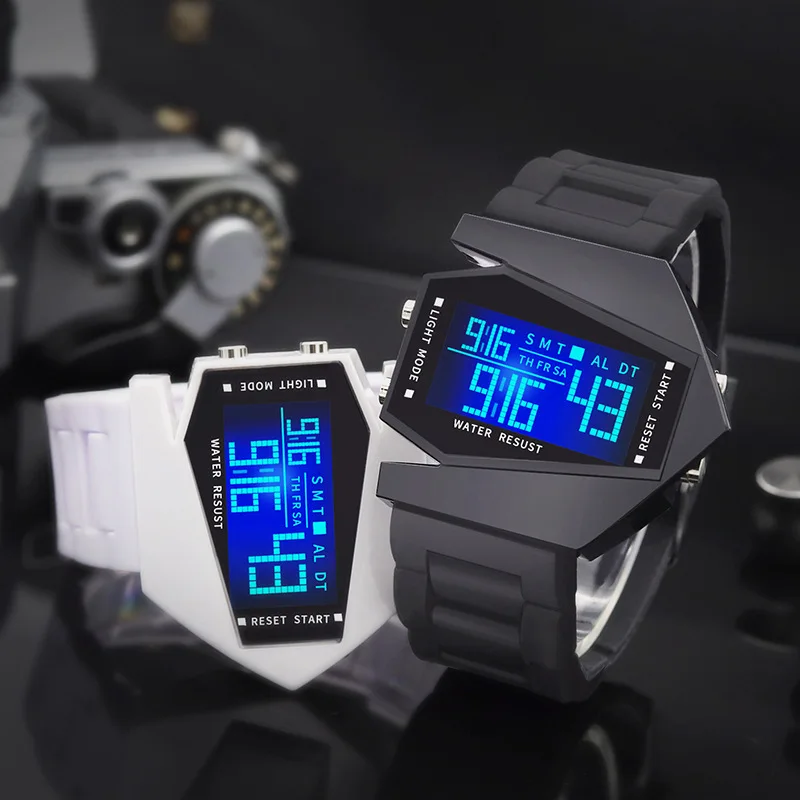 Montres pour enfants à la mode pour garçons, avion à LED, flash lumineux, sport militaire, horloge numérique, cadeau étudiant, jouets pour hommes