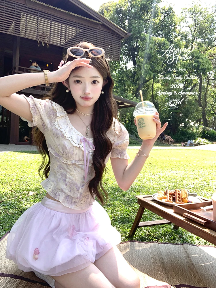 

Acaine Short Bubble Sleeve Embroidered Cotton Feel Shirt Women's Slimming Top Summer Floral Print Vintage Style V-Neck Shirt