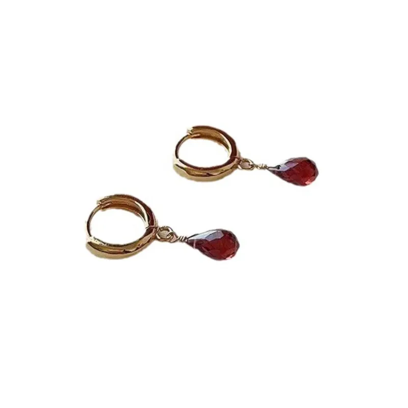 Fashion High Quality Ruby Water Drop Earrings for Women Exquisite Refreshing Designer New in Hoop Earings Banquet Dinner Jewelry