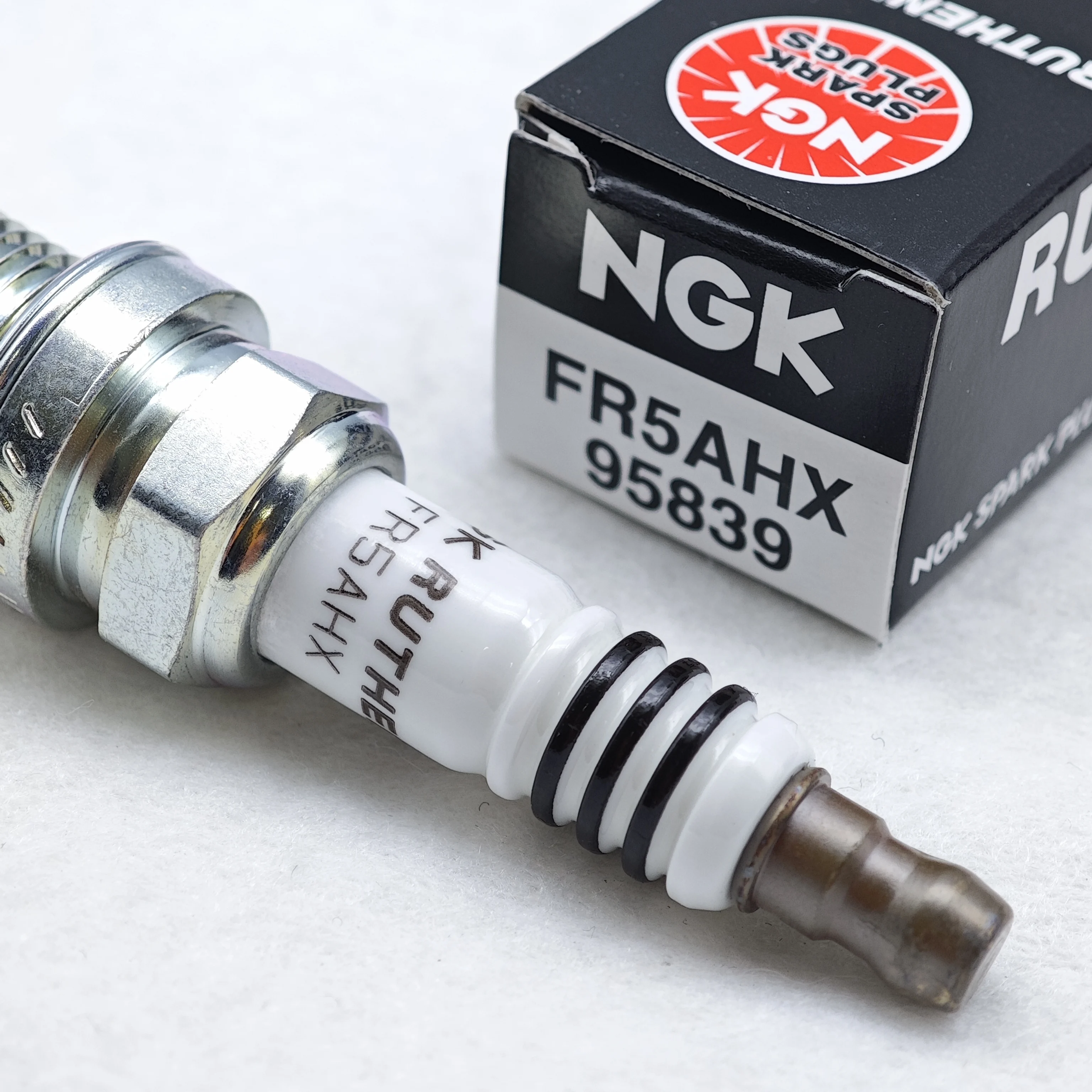 4pcs NGK Ruthenium Spark Plug FR5AHX 95839 Upgrade SK16R11 IK16TT IFR5T11 BKR5EIX-11 etc