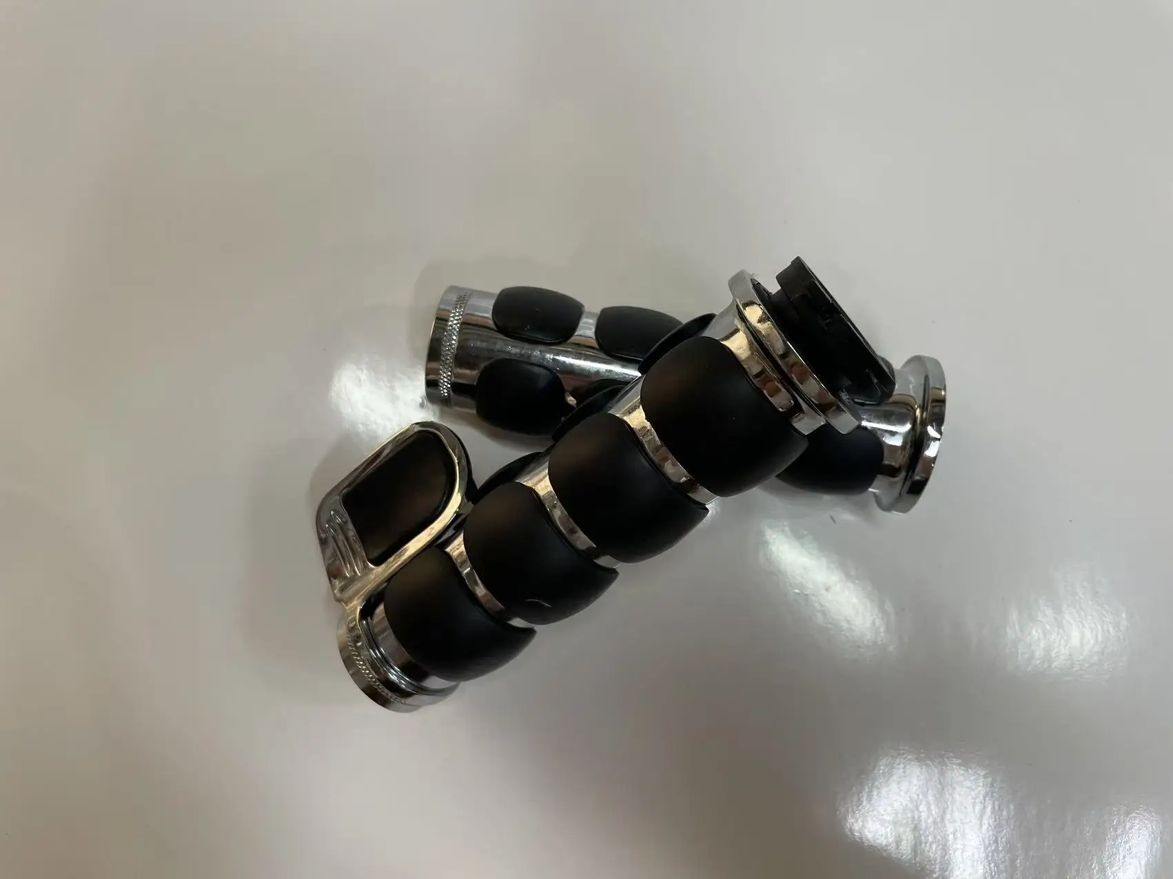 

Motorcycle Grips 1" 7/8'' 4Ring Air Cushioned Hand Throttle for Harley Honda Kawasaki Suzuki Yamaha Bikes Cruiser Accessories