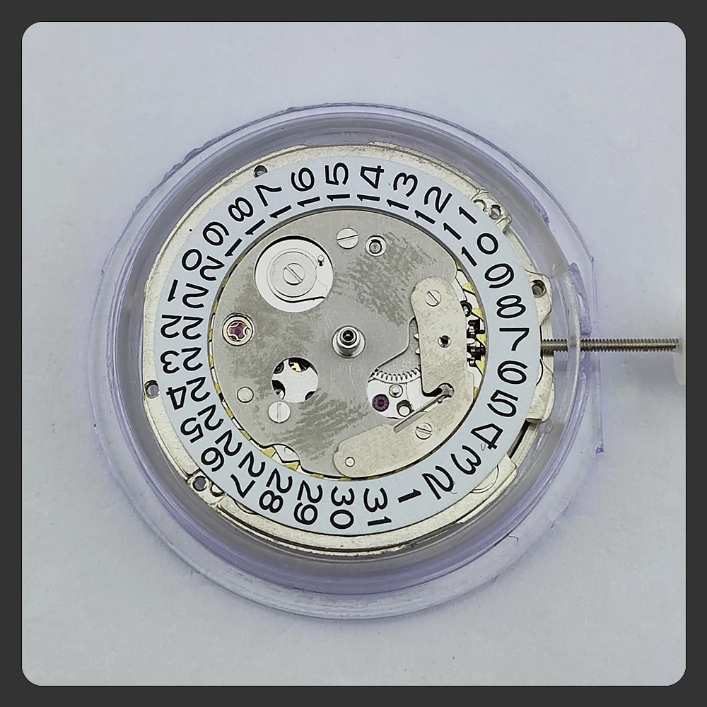 35 movement made in China can replace the Japanese original NH35 movement 3 o'clock movement watch automatic mechanical movement