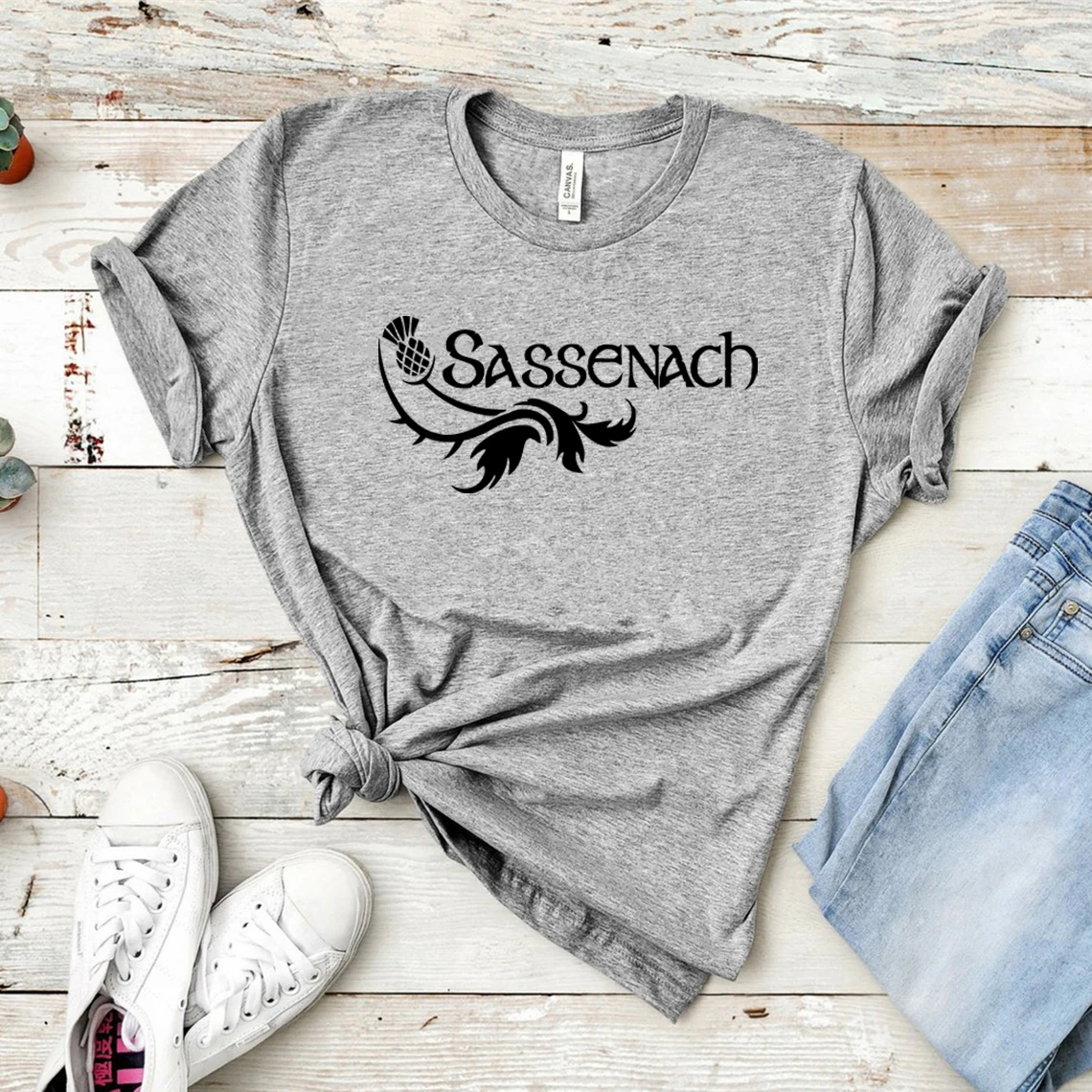 Sassenach T Shirt for Women Outlander Book Series Shirts Outlander Tv Show Inspired Tee Claire Jamie Fraser Tops Graphic Tees