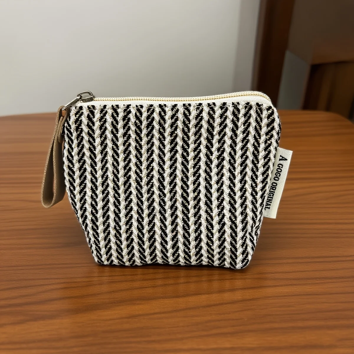 

Маленькая мини-косметичка, маленькая ароматная сумка для наушников, высококачественная сумка для губной помады, портативная косметичка