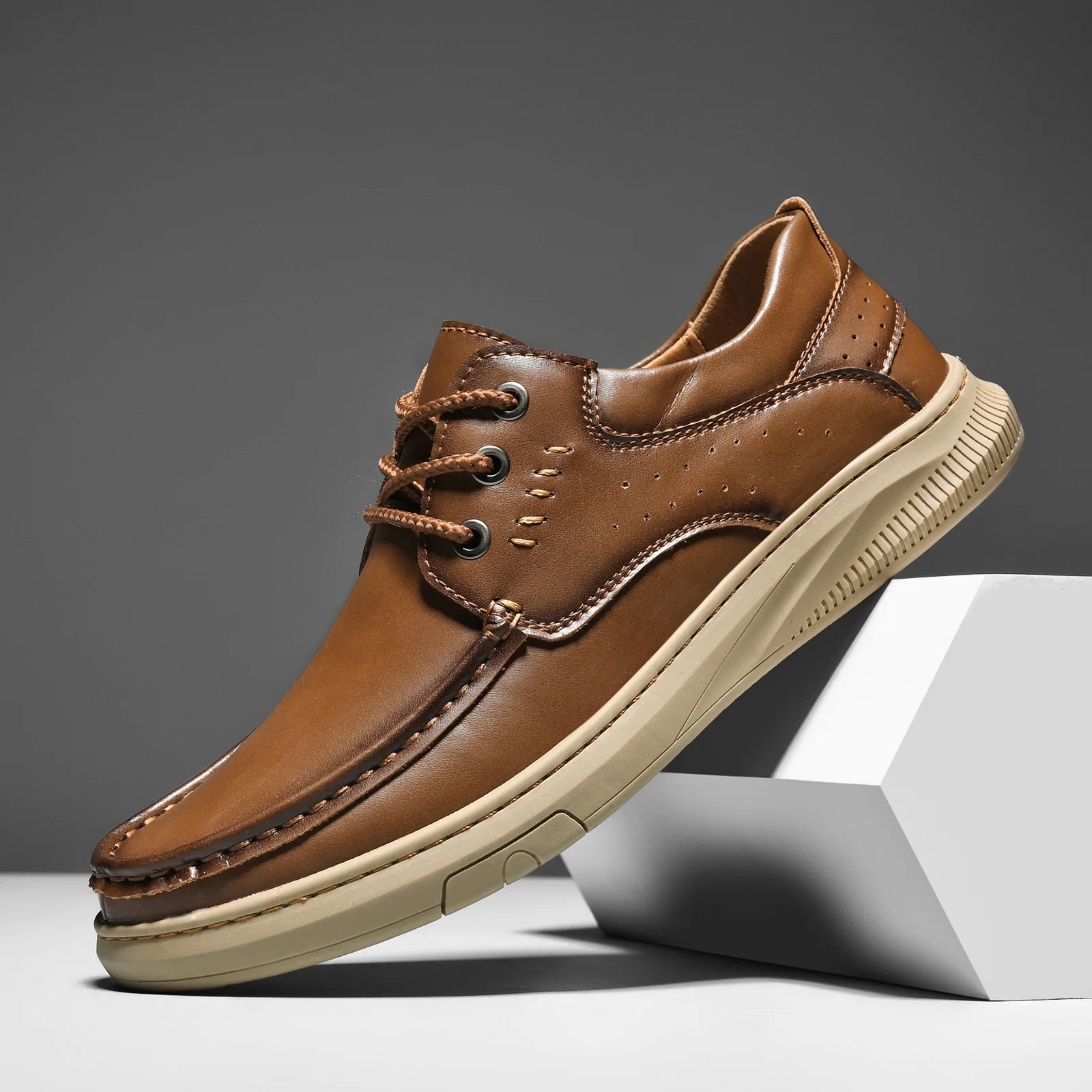 

Cowhide Men's Business Leather Shoes Soft Soled Driving Shoes Lace Up Men's Shoes