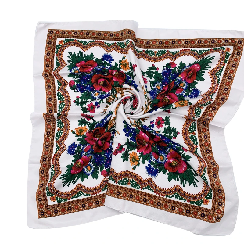 Sciarpa nazionale da 70cm scialle russo retrò Bandana quadrata stampata floreale avvolge la testa delle donne sciarpe copricapo