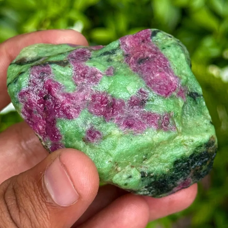 Natural, high-quality Ruby in Zoisite stone - irregularly shaped red and green rough stones, unpolished and rough - view 4