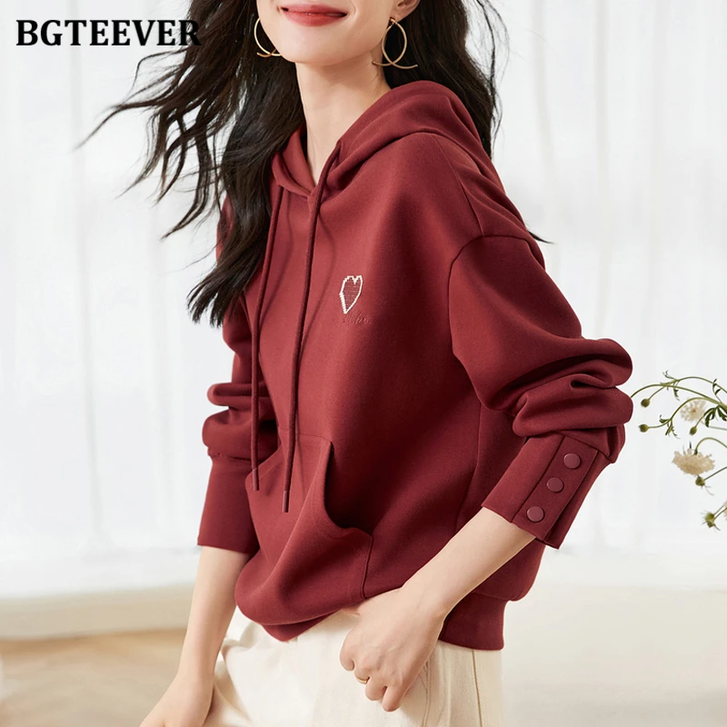 

BGTEEVER Fashion Autumn Winter Chic Loose Female Hoodies Stylish Long Sleeve Loose Pockets Female Heart Printed Sweatshirts Tops