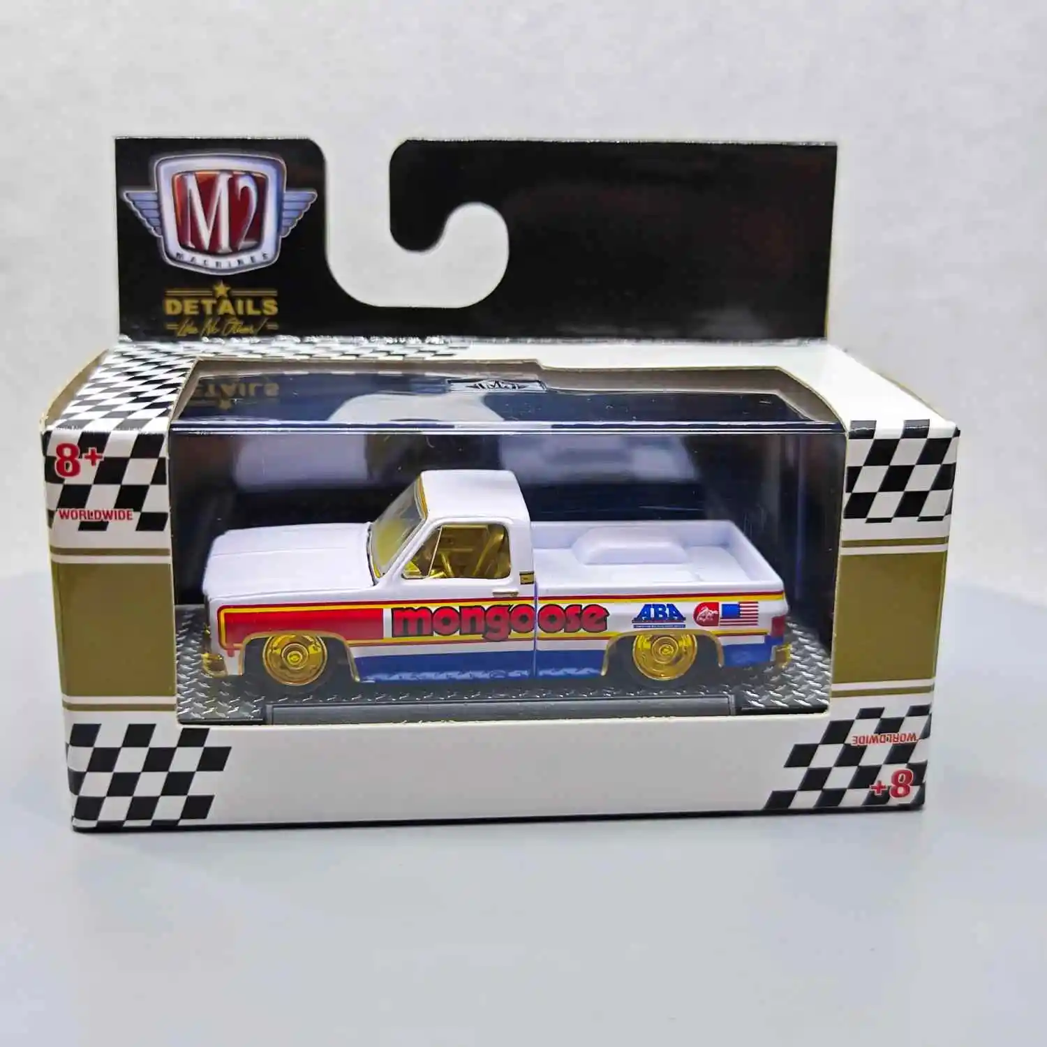 M2 Machines 1/64 1979 HS19 Silver gold hub Die-cast Alloy Car Model Collection Gift Toy