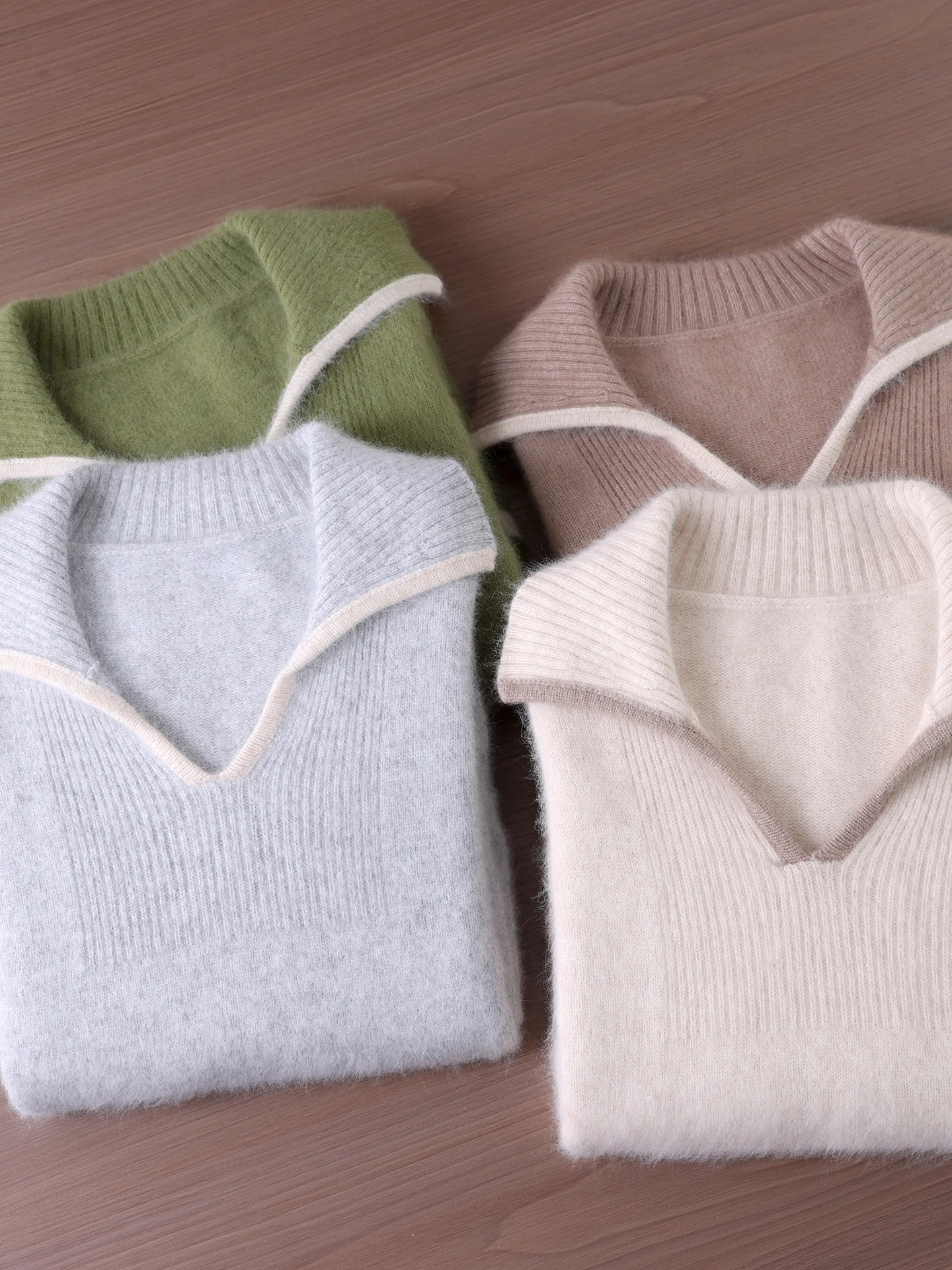 

2025 New Winter Clothes Woman Contrasting Color V-neck Sweater For Women 4 Color Pullover Knit Tops Female clothing