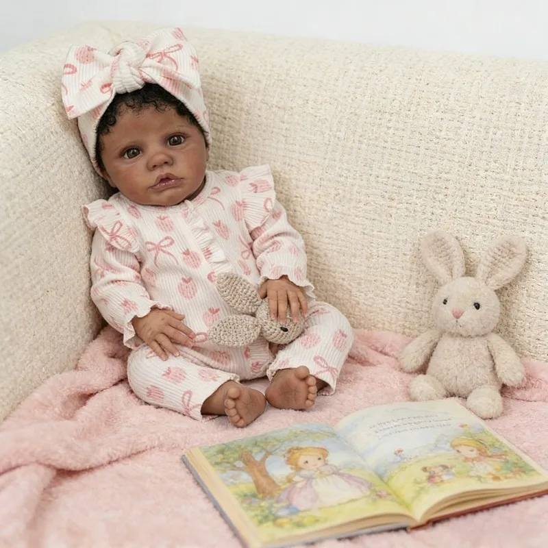 دمية قطنية بطول 19 بوصة (48 سم) على شكل فتاة منبهة بشعر أسود مزروع يدويًا، لعبة ريبورن