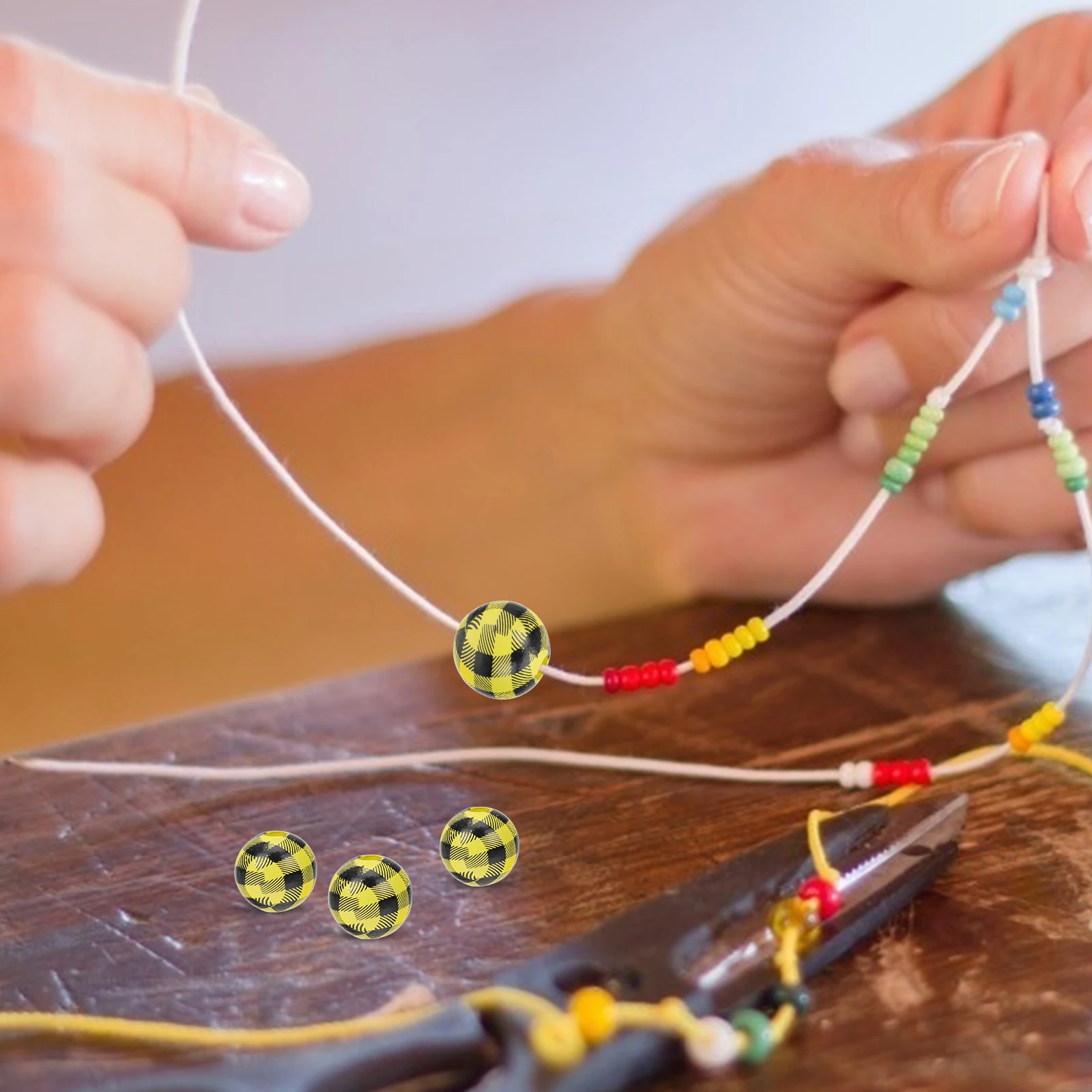 

100Pcs Plaid Wooden Loose Beads Perfect for Jewelry Craft Bracelets Necklaces Hanging Decorations